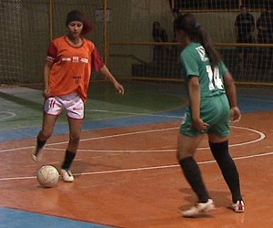 Estrelinha goleia Andirá na últlima rodada da fase de classificação do Acreano de Futsal Feminino (Foto: Reprodução/TV Acre)