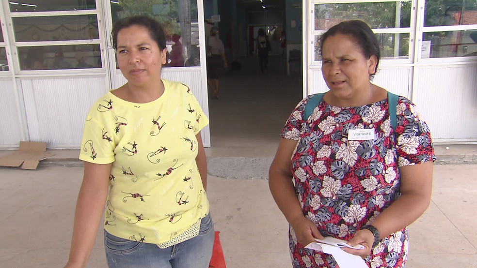 Pacientes não conseguem marcar consultas e cirurgias no Hospital Getúlio Vargas, no Recife — Foto: TV Globo/Reprodução