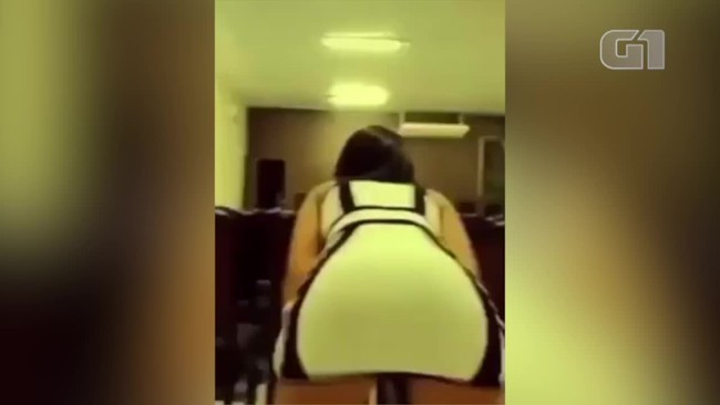 Vídeo mostra mulher dançando na Câmara Municipal de Bom Jesus