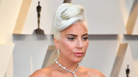 Lady Gaga chega deslumbrante ao Oscar 2019