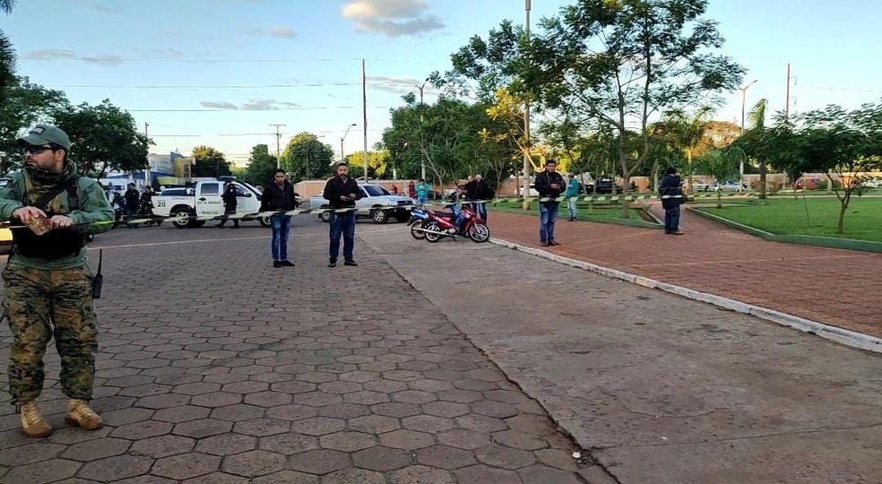 Polícia está no local do atentado.  — Foto: Reprodução