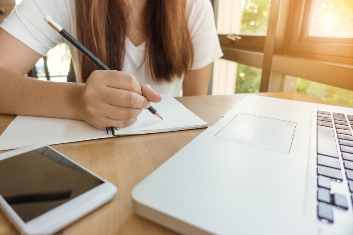 Enade 2020 Inep Adia Avaliacao De Cursos Do Ensino Superior Para 2021 Educacao G1