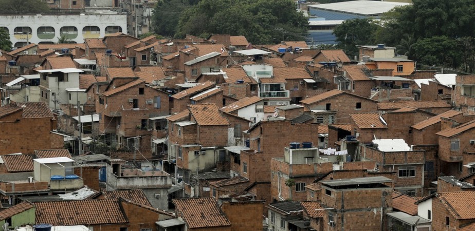 Favela no Complexo da Maré, no Rio