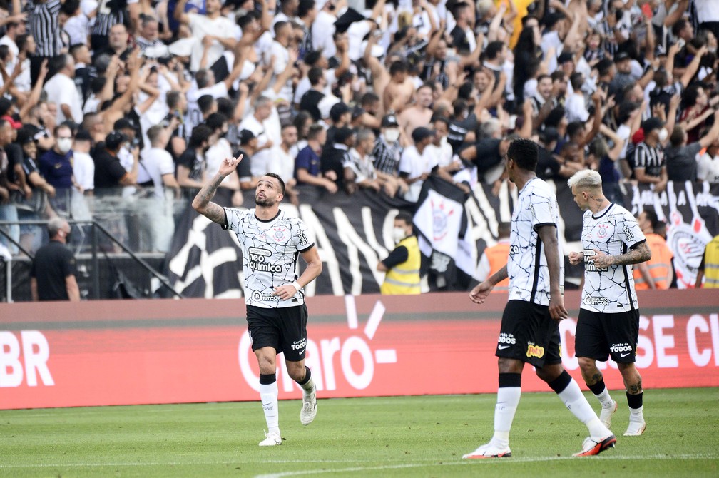 Retrospectiva do Corinthians: ano de limpa no elenco, chegada das estrelas e volta à Libertadores
