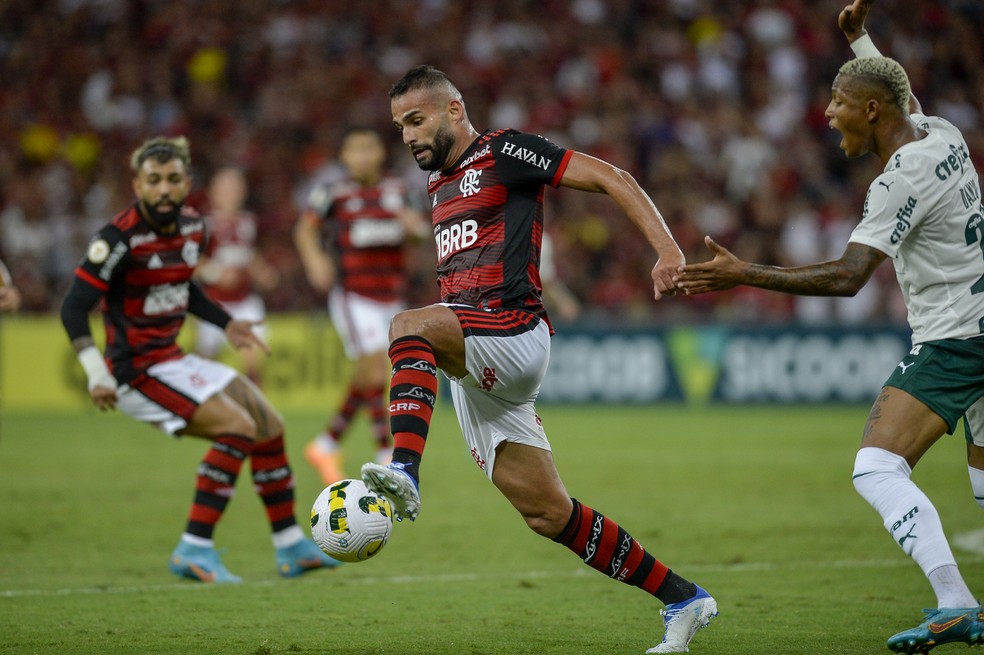 Análise: contra peso-pesado, Paulo Sousa faz Flamengo ser dominante com o bloco dos recuperados