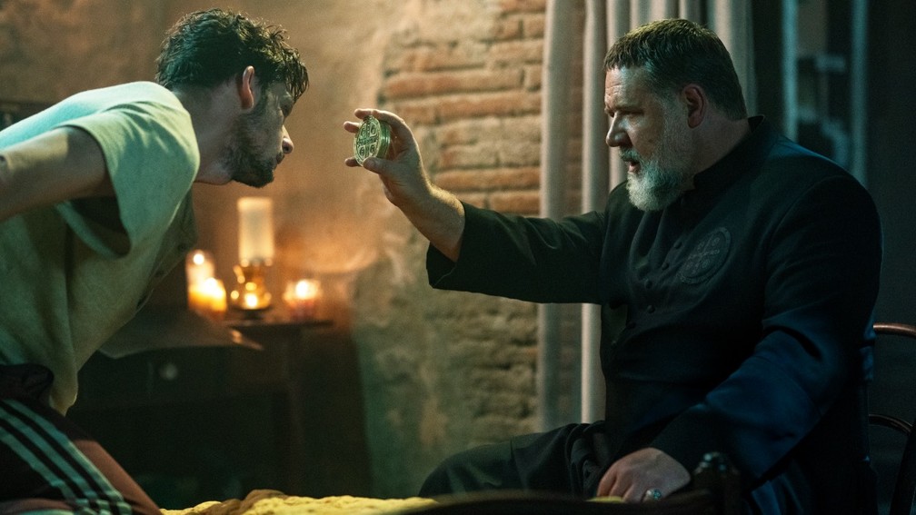 O Exorcista do Papa' tem Russell Crowe enfrentando o mal em filme baseado  em padre da vida real | Cinema | G1