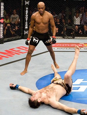 andersonsilva_forrestgriffin_ufc_get_95.jpg