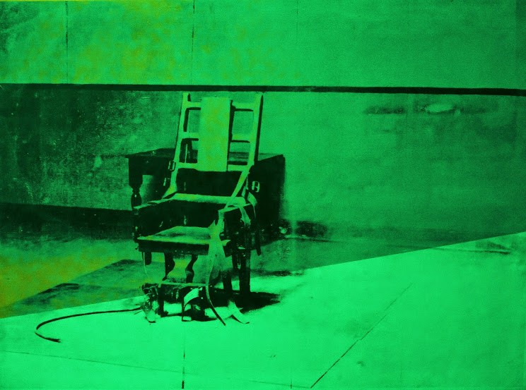 Imagem mostra cadeira antiga  (Foto: Reprodução)