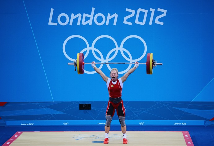 A ucraniana Yuliya Kalina, do levantamento de peso, conquistou o bronze em Londres 2012 (Foto: Getty Images)