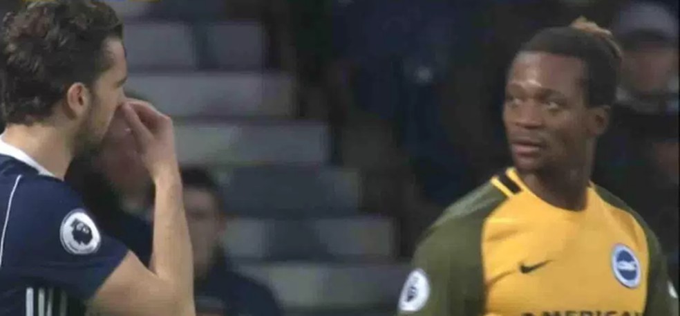 Gaetan Bong  acusa Jay Rodriguez de preconceito racial (Foto: Reprodução twitter)