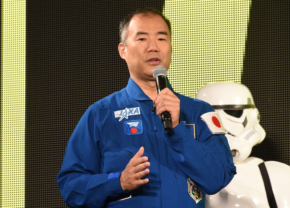 Soichi Noguchi é um dos astronautas que desfilará com a tocha no espaço — Foto: Jun Sato/WireImage