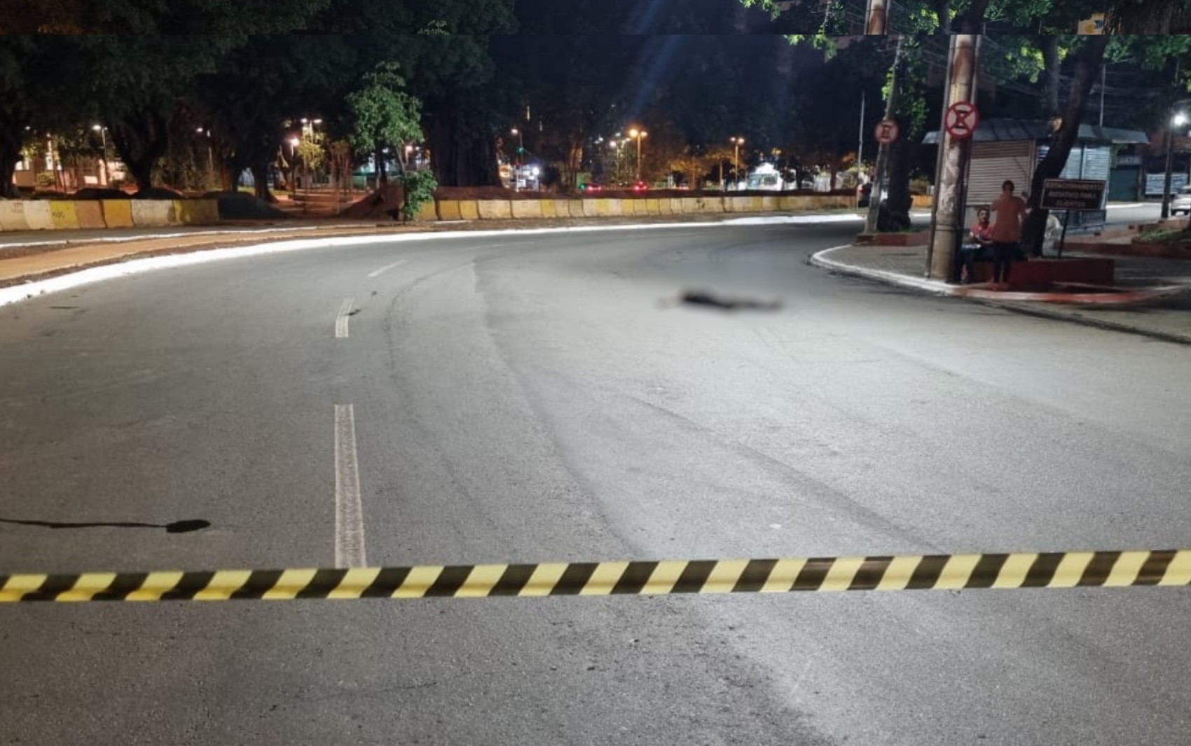 Homem morre após ser atropelado em avenida no centro de Goiânia 