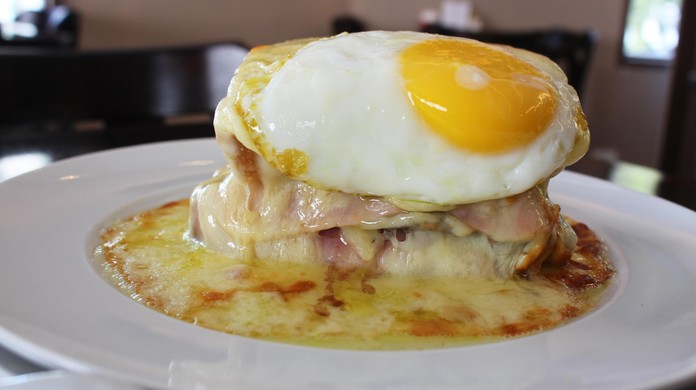 12+ Prato Francesinha Portugal Pics