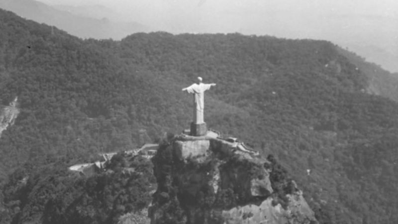O Cristo Redentor é um dos cartões-postais mais conhecidos do mundo (Foto: Arquivo Nacional)