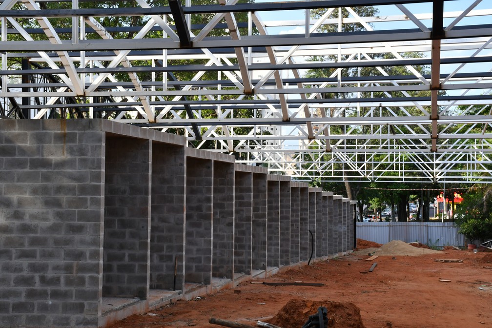 Obras de revitalização do Camelódromo estão em andamento na Praça da Bandeira — Foto: Marcos Sanches/Secom