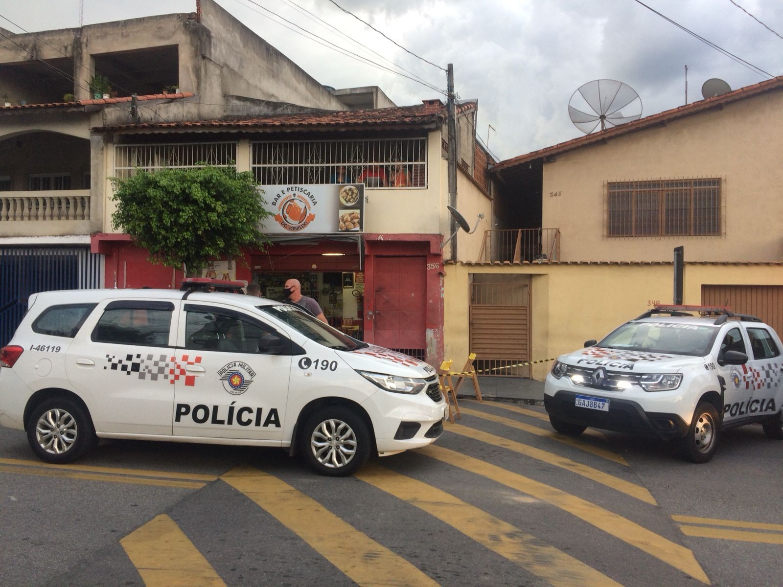 Dois são baleados em bar na Zona Leste de São José dos Campos 