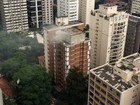 Fogo atinge prédio residencial na região dos Jardins, em SP