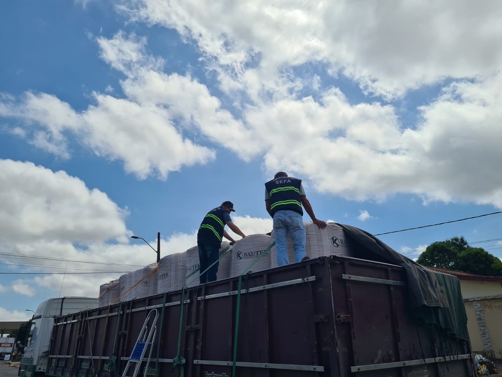 Apreensão de bauxita em Dom Eliseu. — Foto: Reprodução / Ascom Sefa