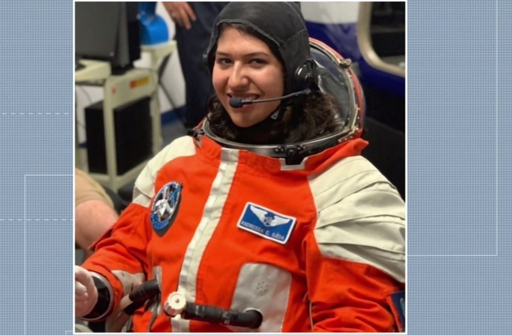 Paranaense foi aprovada em cinco universidades americanas e, atualmente, estuda para realizar o sonho de ser astronauta — Foto: Reprodução/RPC