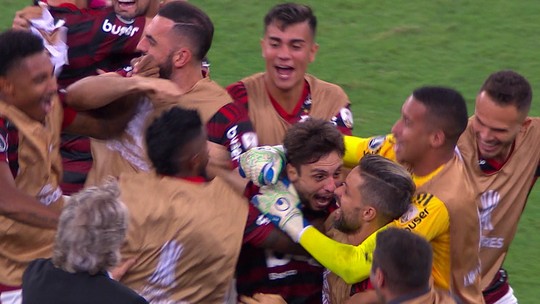 Bruno Henrique rasga elogios a Jorge Jesus: "Chegou e entendeu o que é ser Flamengo"