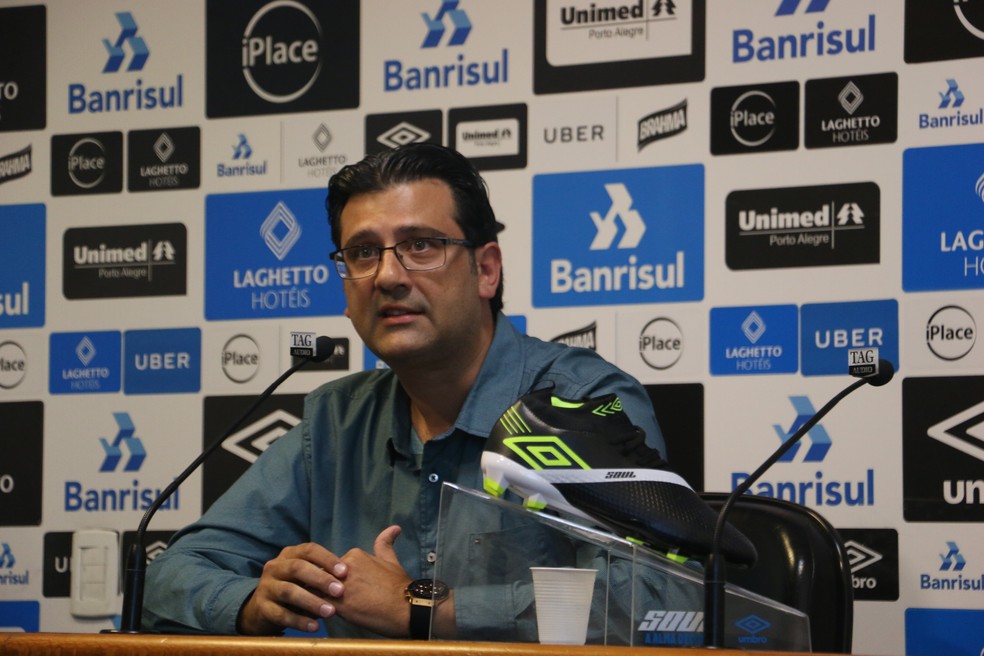 MÃ&#161;rcio Dornelles esclareceu questÃµes mÃ&#169;dicas no GrÃªmio â&#128;&#148; Foto: Eduardo Moura