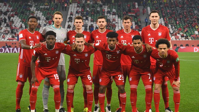 Foto oficial posada do Bayern de Munique campeão do Mundial de Clubes de 2020
