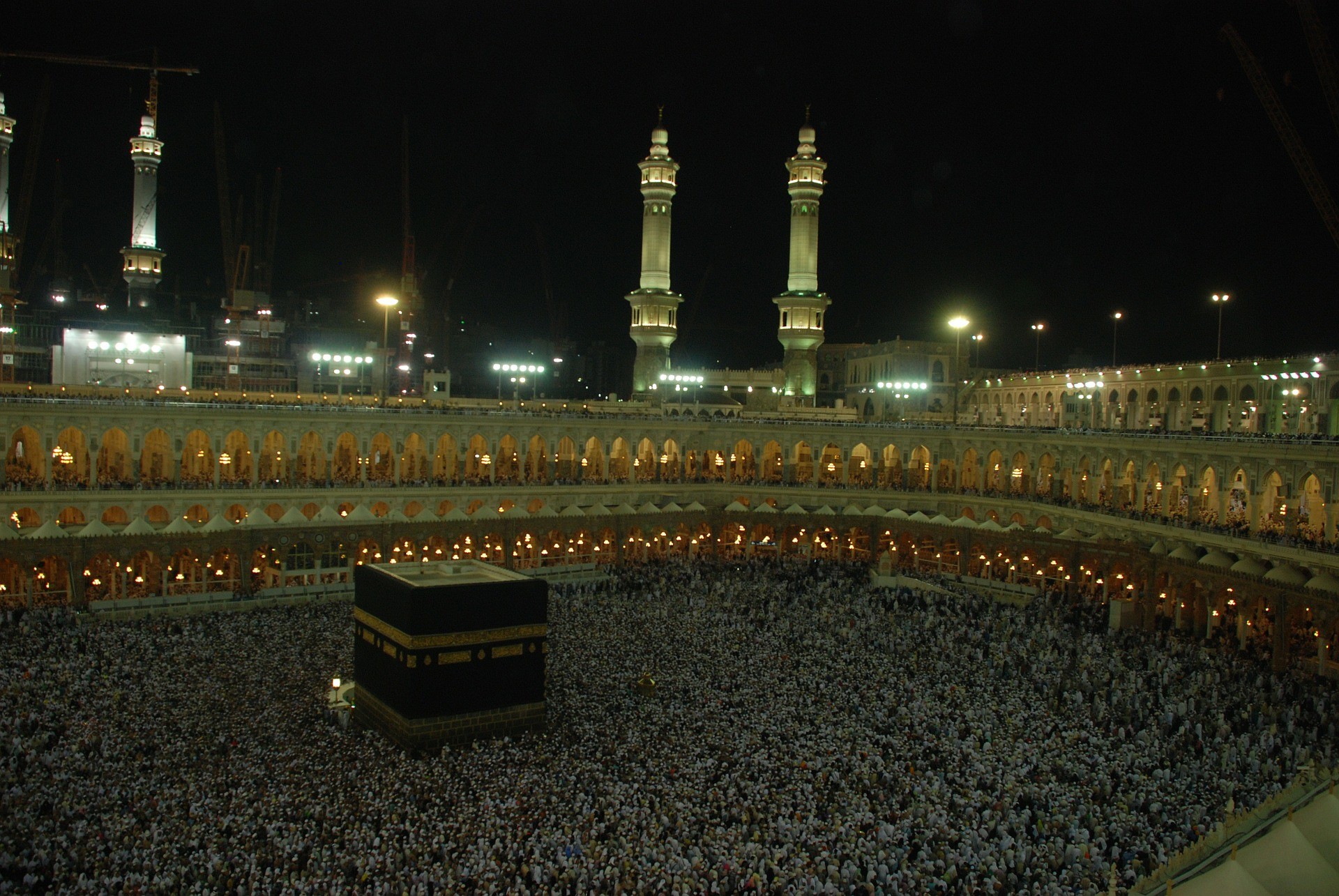 Fiéis em peregrinação na cidade de Meca, na Arábia Saudita (Foto: Pixabay)