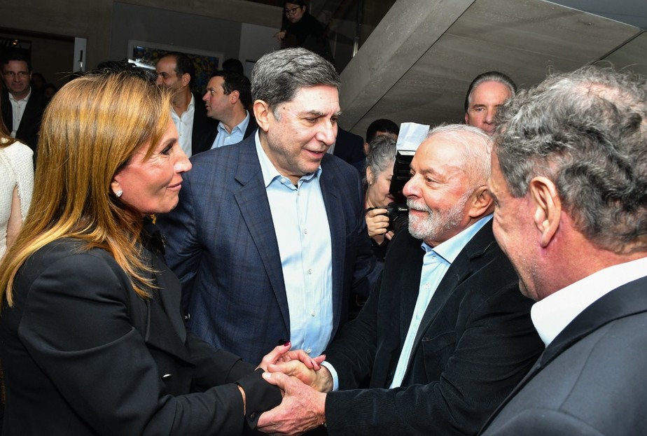 O ex-presidente Lula em jantar com empresários em São Paulo