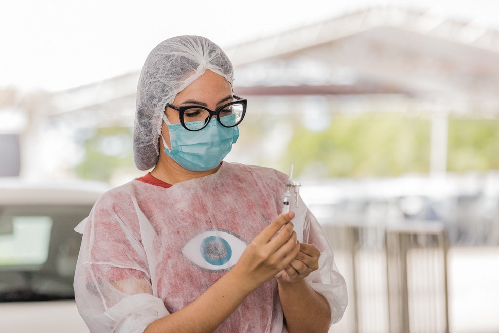 Macei&oacute; libera 4&ordf; dose da vacina contra Covid para pessoas com 50 anos ou  mais | Alagoas | G1