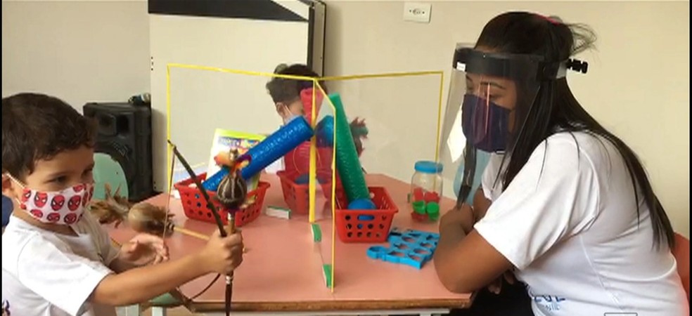 Escola particular de educação infantil retomou aulas presenciais nesta terça-feira (8) em Taubaté — Foto: Reprodução/ TV Vanguarda 