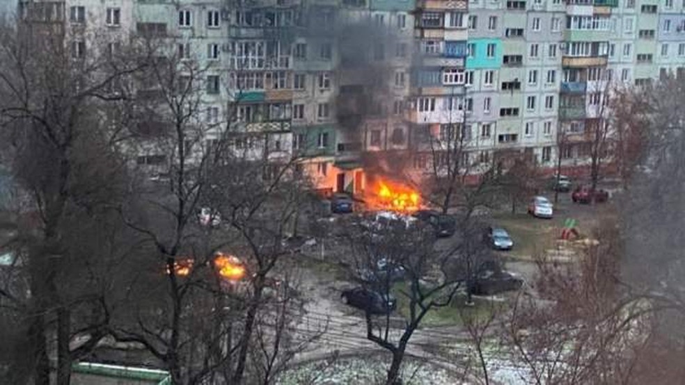 Guerra tem cessar-fogo de cinco horas para retirada de civis de duas cidades da Ucrânia — Foto: Reuters