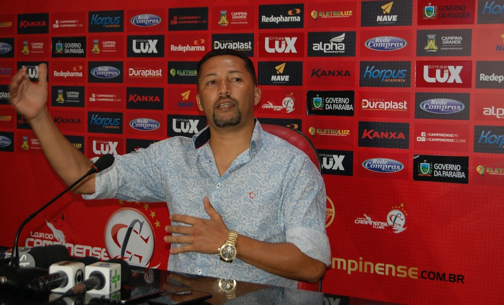 Marquinhos Marabá foi demitido do cargo de gerente de futebol do Campinense apenas algumas horas após a demissão de Celso (Foto: Iago Bruno / GloboEsporte.com)