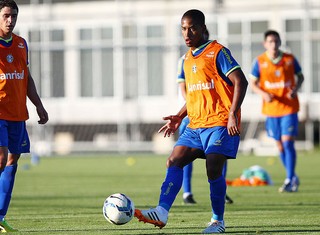 Enderson elogia Matheus Biteco mas diz que ainda é cedo para definições