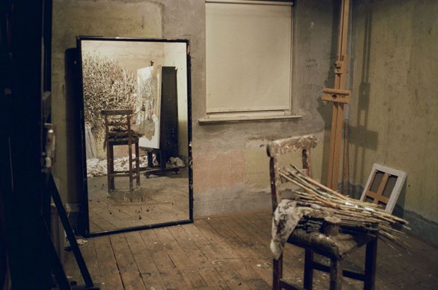 Espelho no ateliê, 2004, de David Dawson (Foto: divulgação)