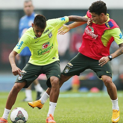 neymar Philippe Coutinho treino seleção brasileira (Foto: Heuler Andrey/Mowa Press)