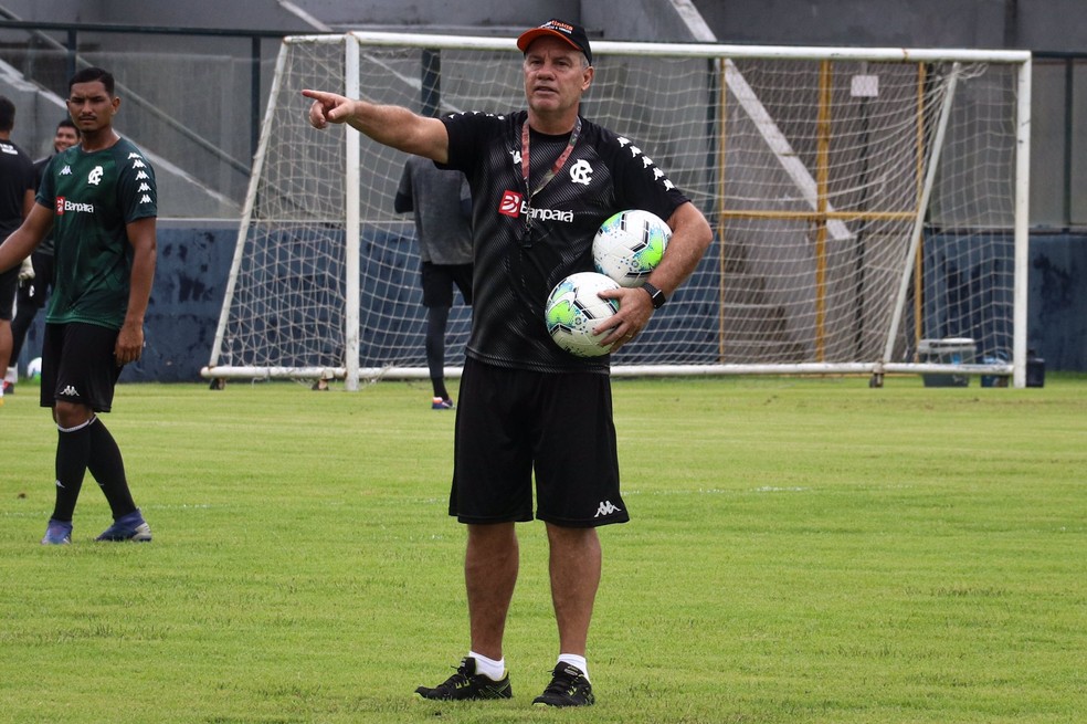 Remo realizou treino nesta quarta-feira, no Baenão — Foto: Samara Miranda