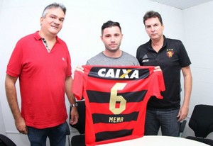 Após perder Renê e Rodney Wallace, Sport confirma acerto com Mena
