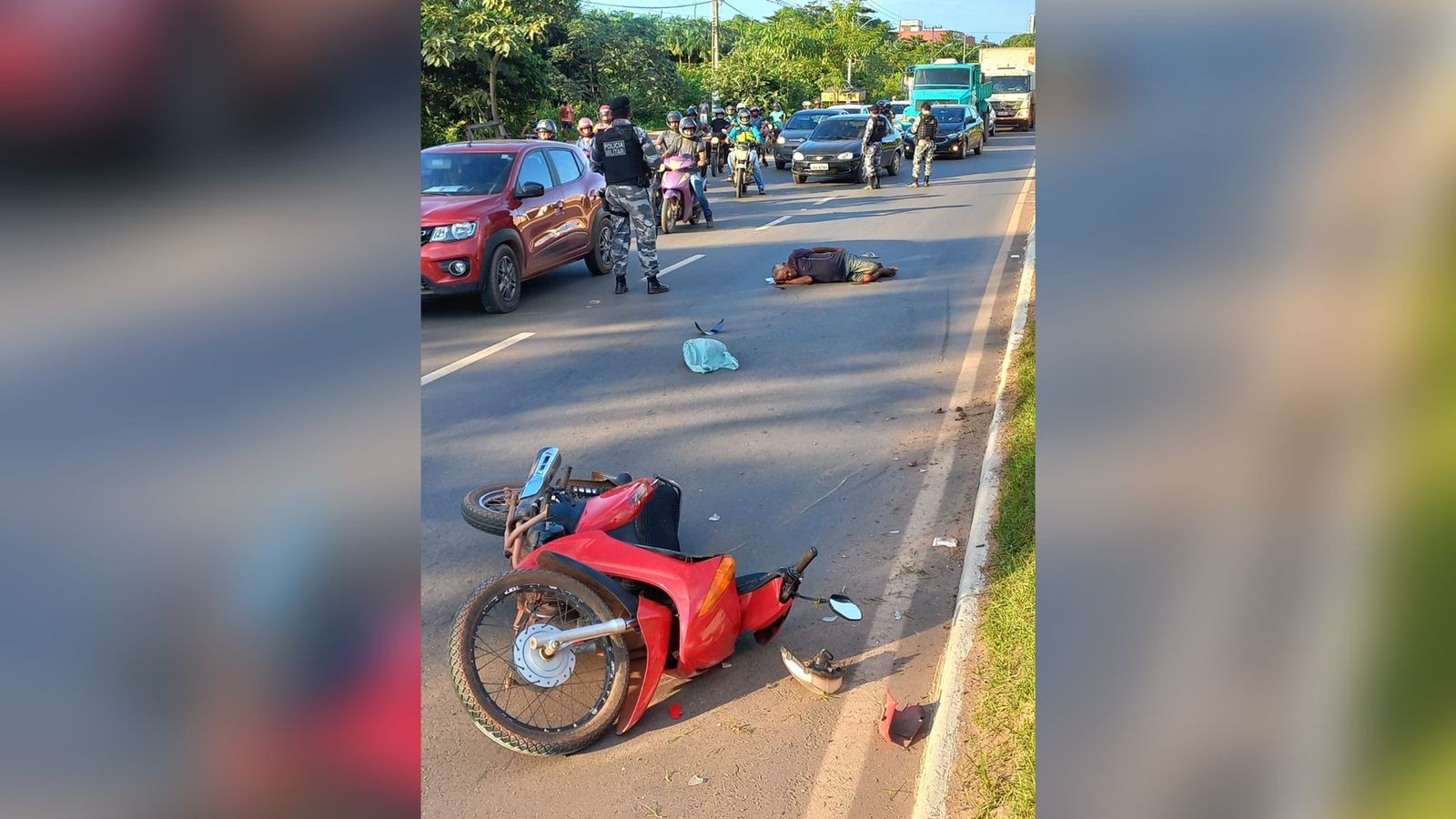 Idoso é atropelado por motociclista na avenida Fernando Guilhon e sofre traumatismo craniano