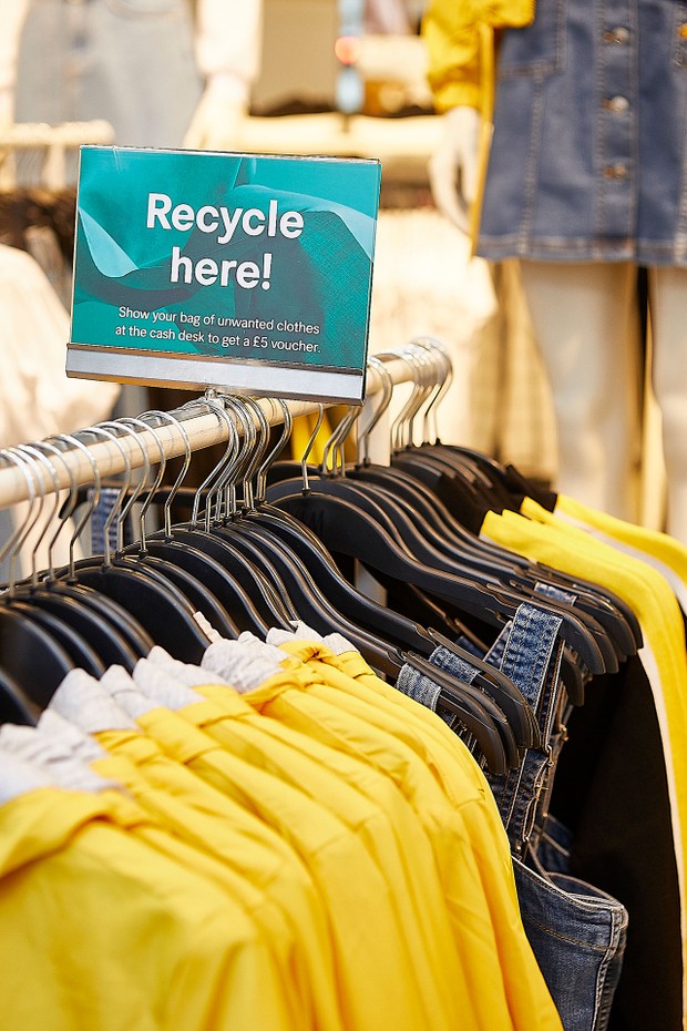 O que de fato acontece com suas roupas quando você as recicla? (Foto: Divulgação/ HM)