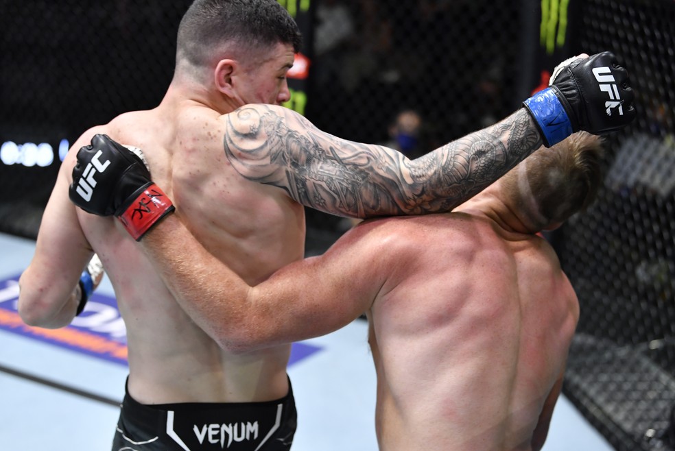 Wellington Turman Sam Alvey UFC Barboza x Chikadze — Foto: Getty Images