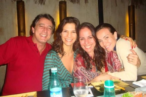 Eduardo Galvão, Helena Ranaldi, Claudia Mauro e Flávia Monteiro (Foto: Reprodução/Instagram)