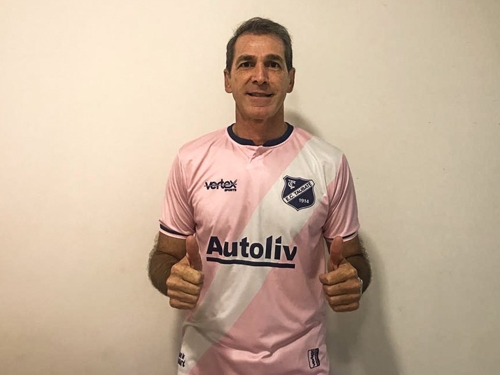 Corinthians contrata auxiliar que estava no Taubaté para formar comissão de Lázaro