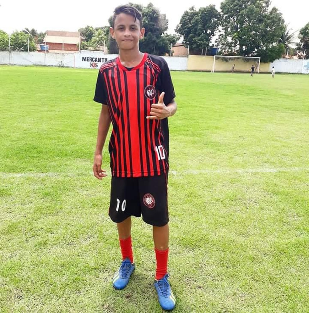 Santos encaminha renovação com atacante Weslley Patati até 2024 - Esportes  - R7 Futebol