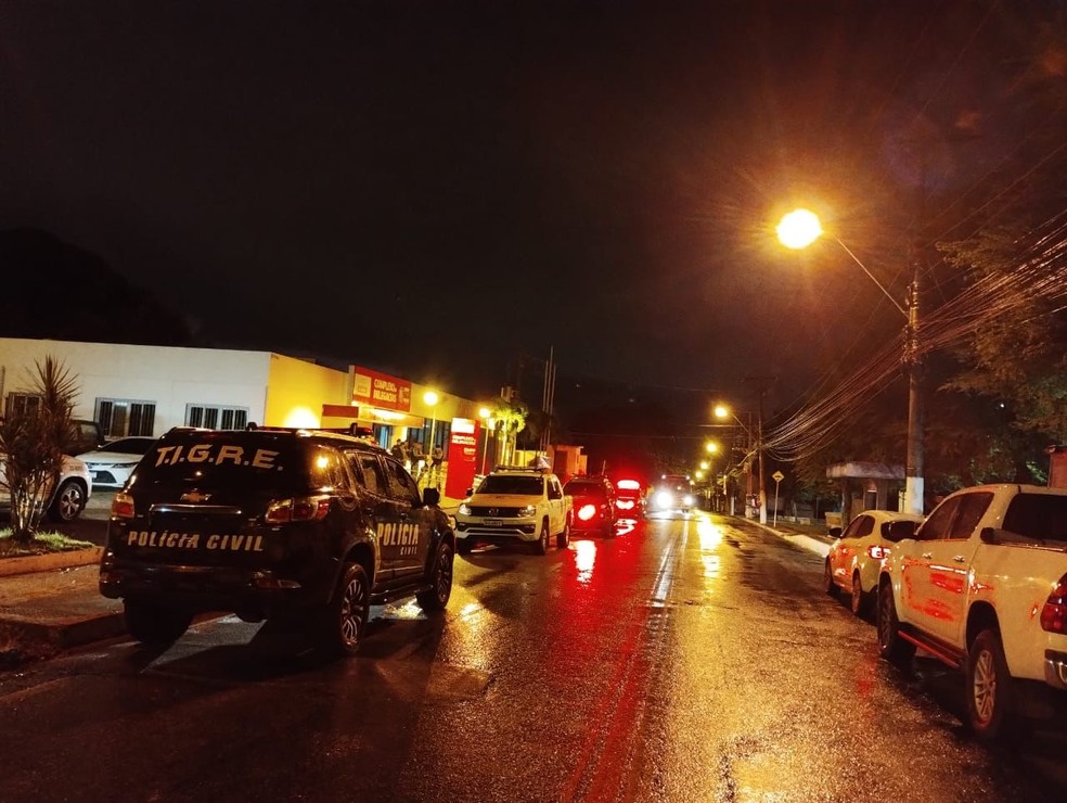 Operação policial cumpre mandados de prisão e de busca e apreensão em Alagoas, Minas Gerais, São Paulo e Paraíba — Foto: Ascom/SSP