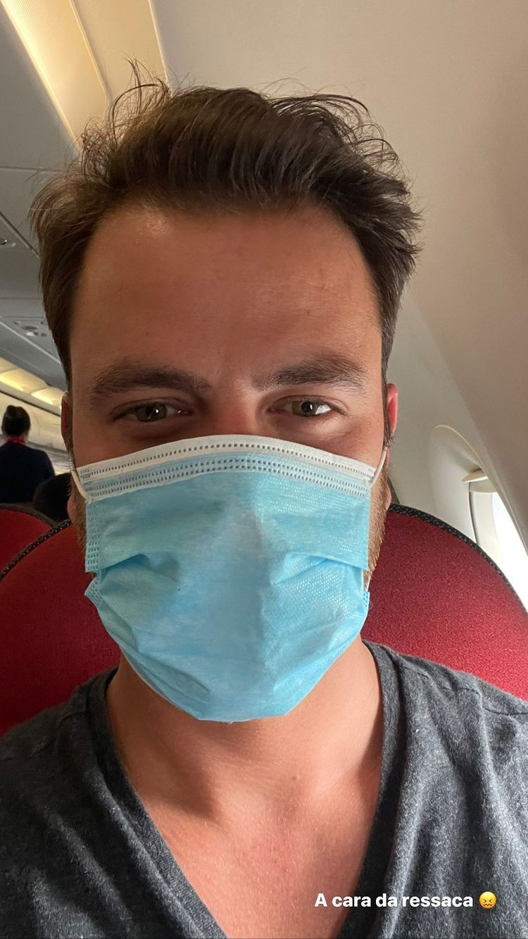 Gustavo Marsengo posta em avião para São Paulo (Foto: Reprodução/Instagram)