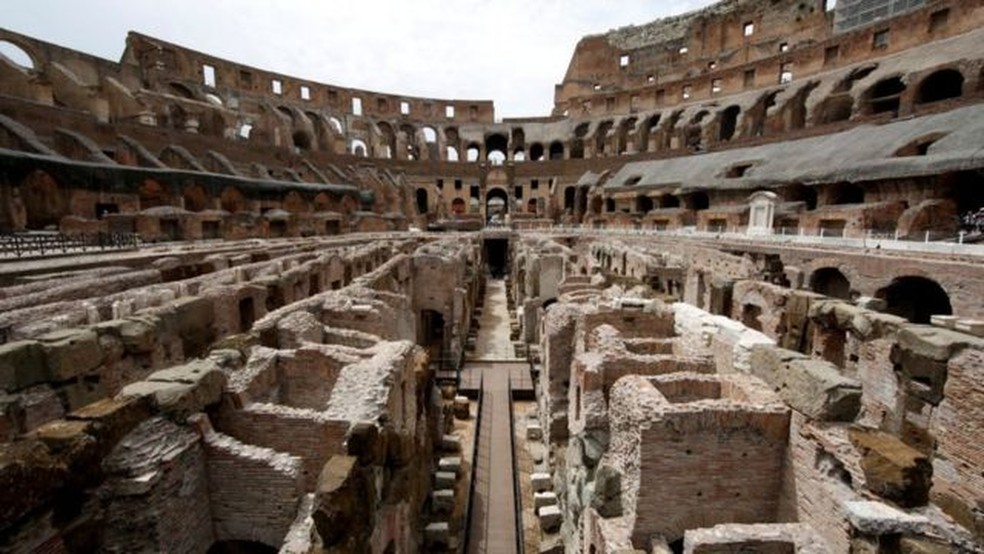 O Coliseu é uma das atrações turísticas mais populares da Itália — Foto: REUTERS