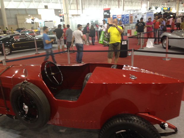 G1 - Carro de corrida de 1924 é atração entre clássicos no ExpoShow -  notícias em AutoEsporte ExpoShow 2014