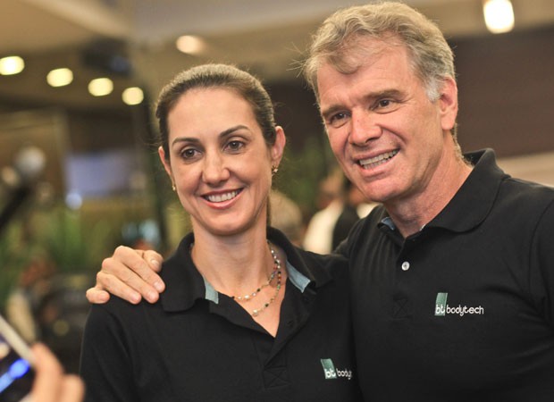 A ex-jogadora de vôlei Fernanda Venturini e o marido, o técnico Bernardinho (Foto: Divulgação)
