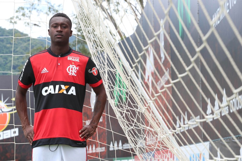 Fla anuncia oficialmente Marlos Moreno nesta terça-feira  (Foto: Divulgação Flamengo)