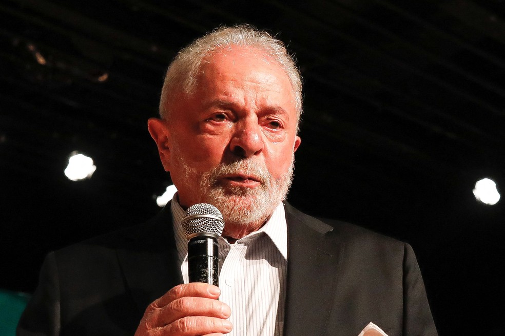 Lula discursa em primeira reunião com equipe de transição no Banco do Brasil  — Foto: Cristiano Mariz/O Globo